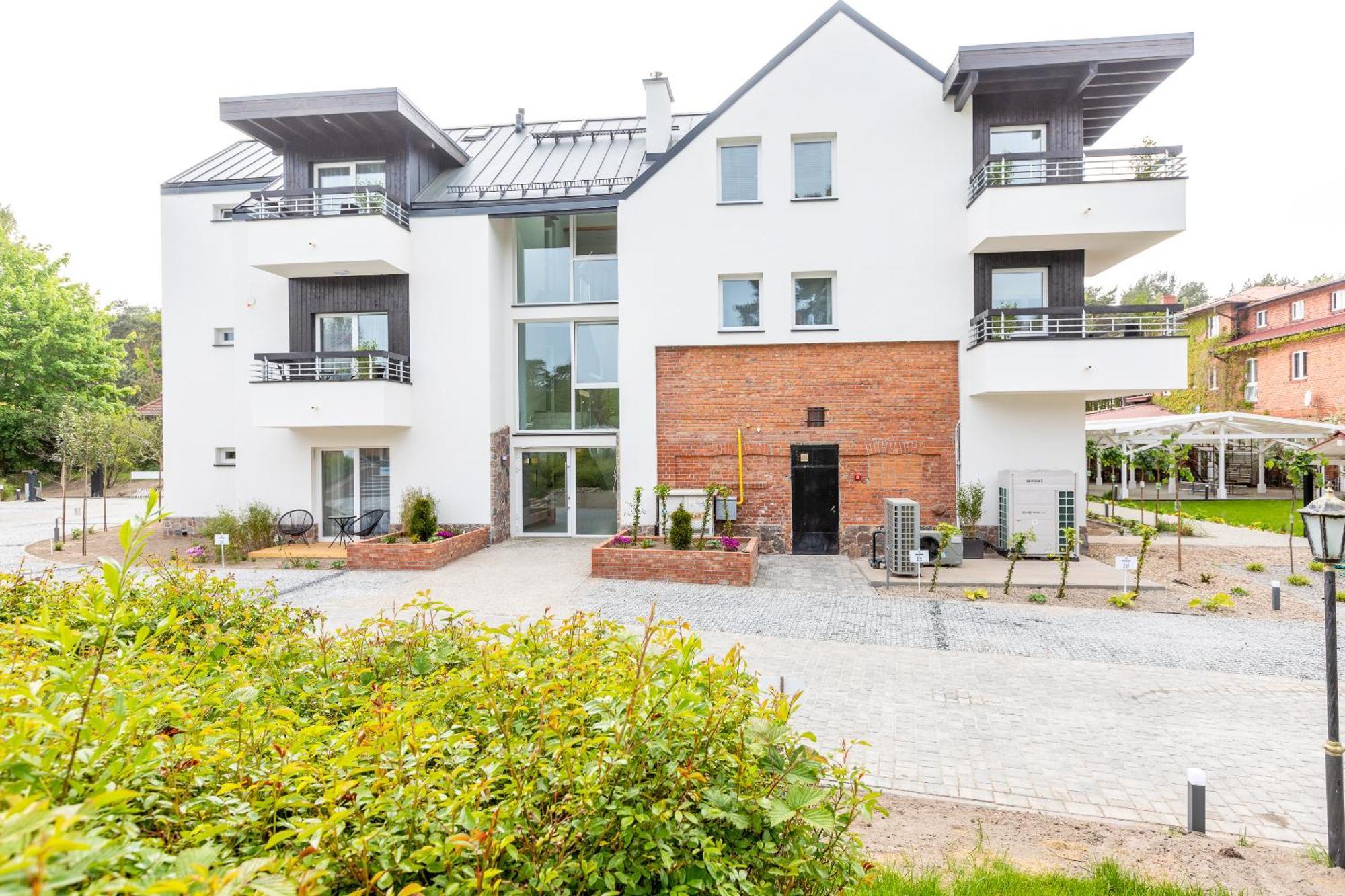 Apartamenty Przy Plazy Z Basenem Z Podgrzewana Woda I Mini Spa - Osrodek Kolonijno-Wczasowy Mewa Нехоже Экстерьер фото