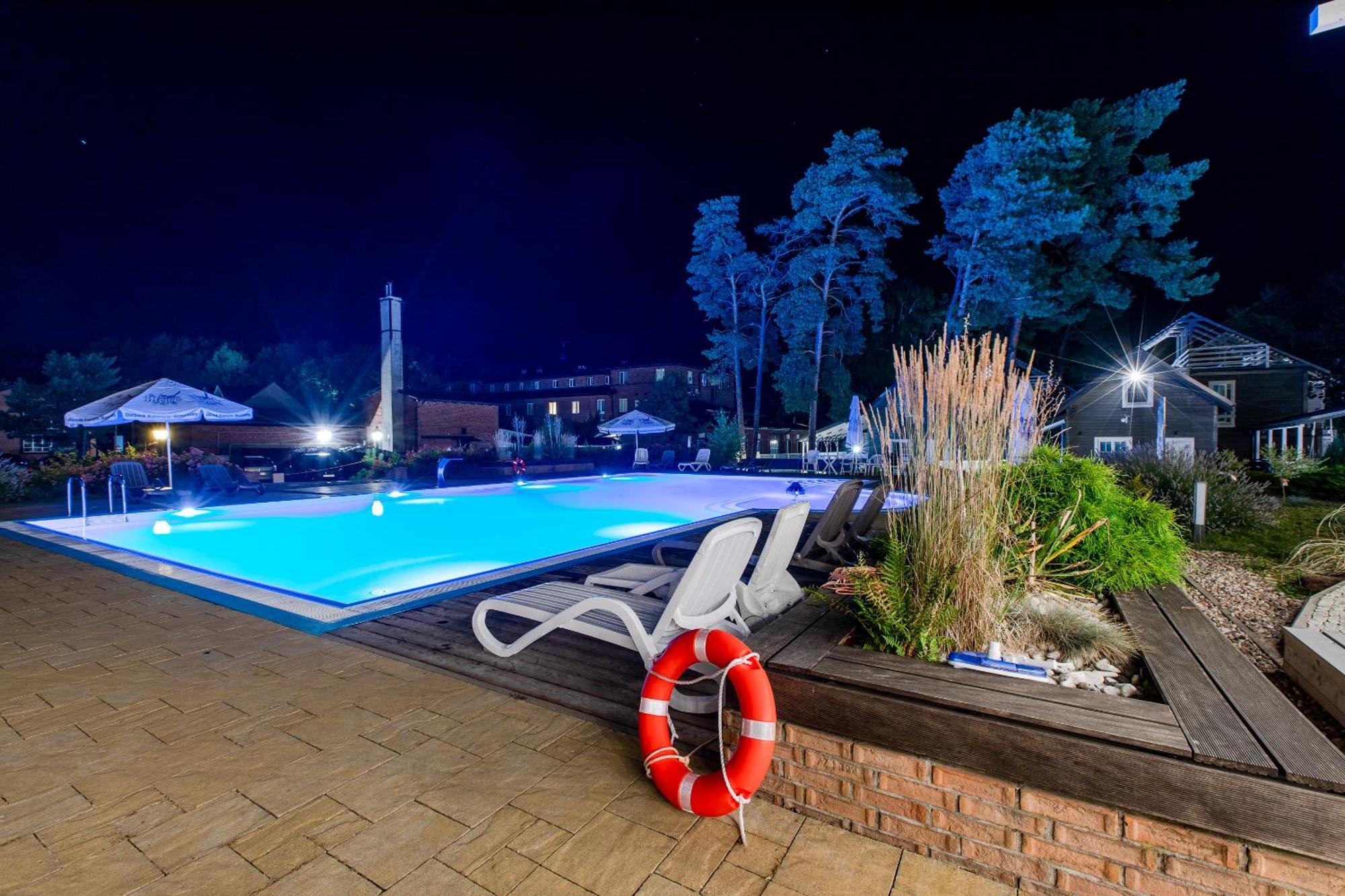 Apartamenty Przy Plazy Z Basenem Z Podgrzewana Woda I Mini Spa - Osrodek Kolonijno-Wczasowy Mewa Нехоже Экстерьер фото