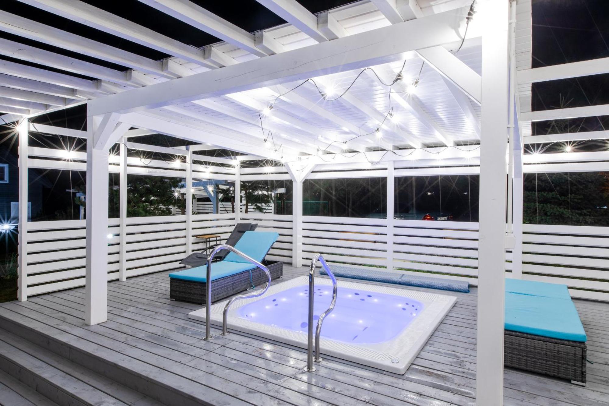 Apartamenty Przy Plazy Z Basenem Z Podgrzewana Woda I Mini Spa - Osrodek Kolonijno-Wczasowy Mewa Нехоже Экстерьер фото